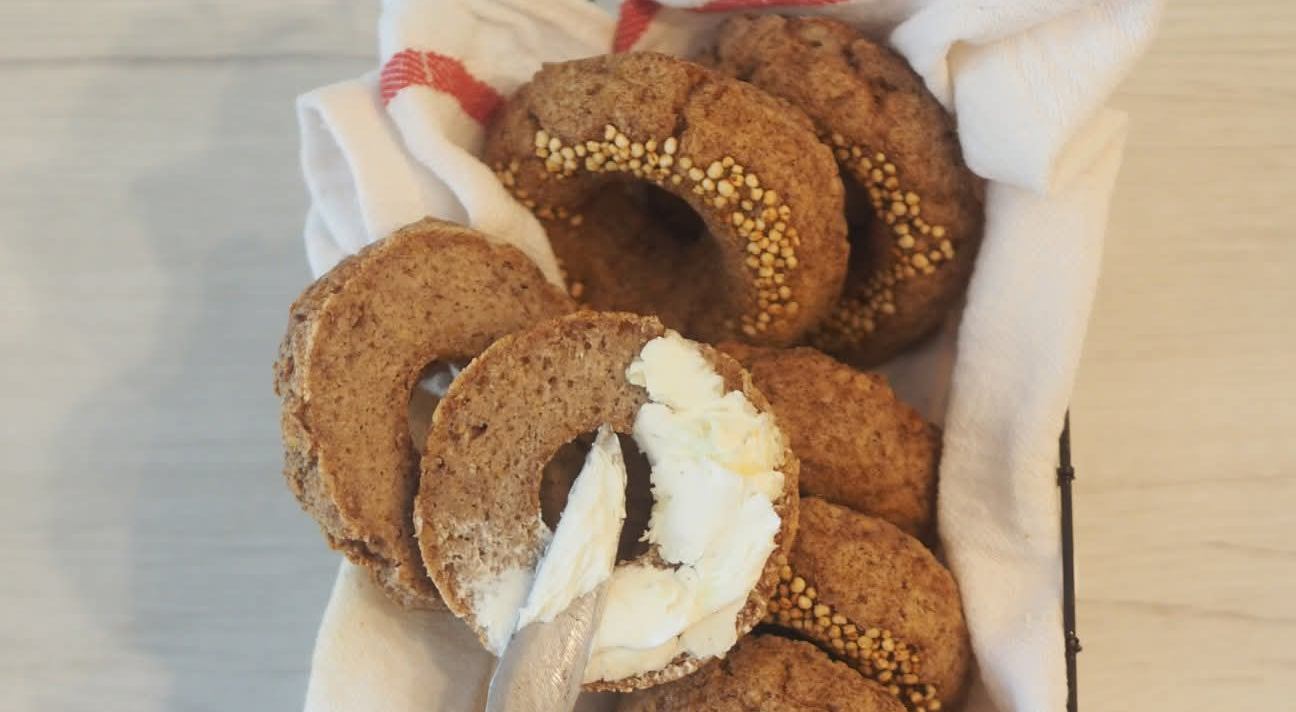 Barna, kovászos hamis (nem főtt) bagel - Horváth Judit receptje